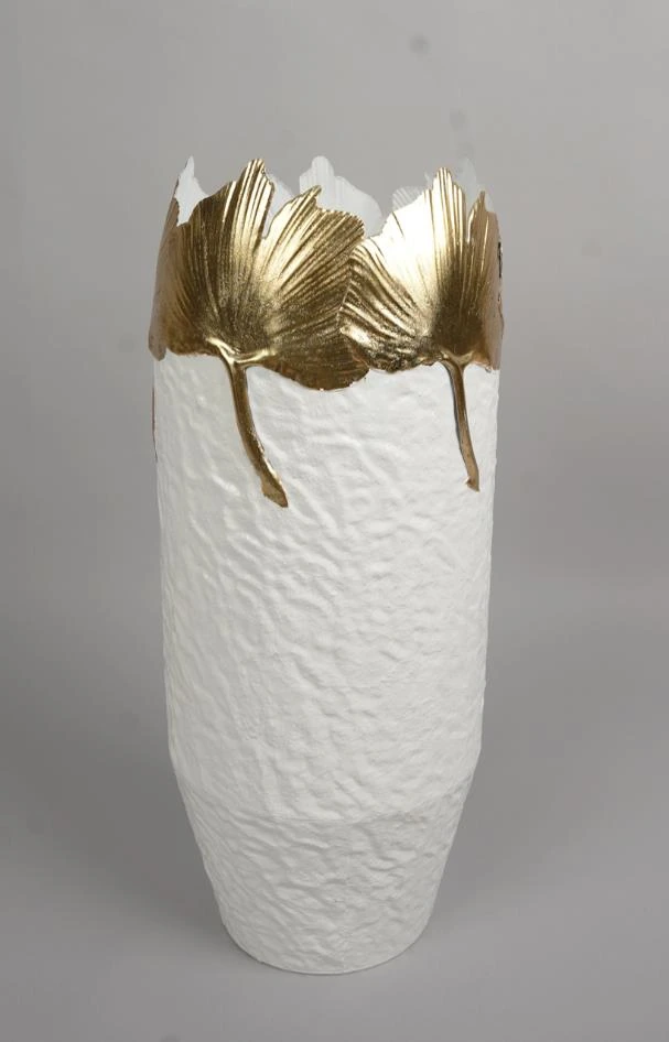 Metal Vase Top Open 17x47cm